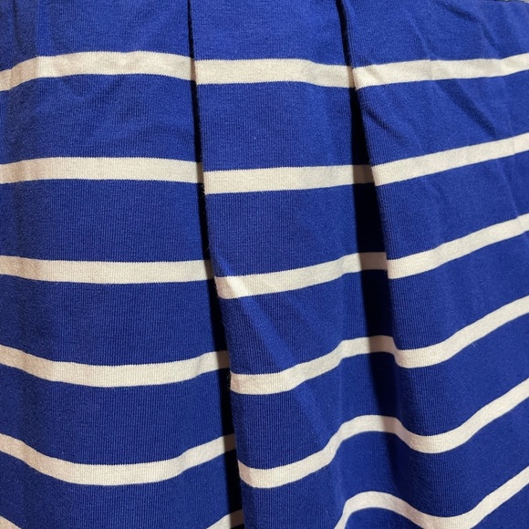 Isaac Mizrahi women’s Large blue and off white Striped Dress. Fit and flare - Picture 3 of 6